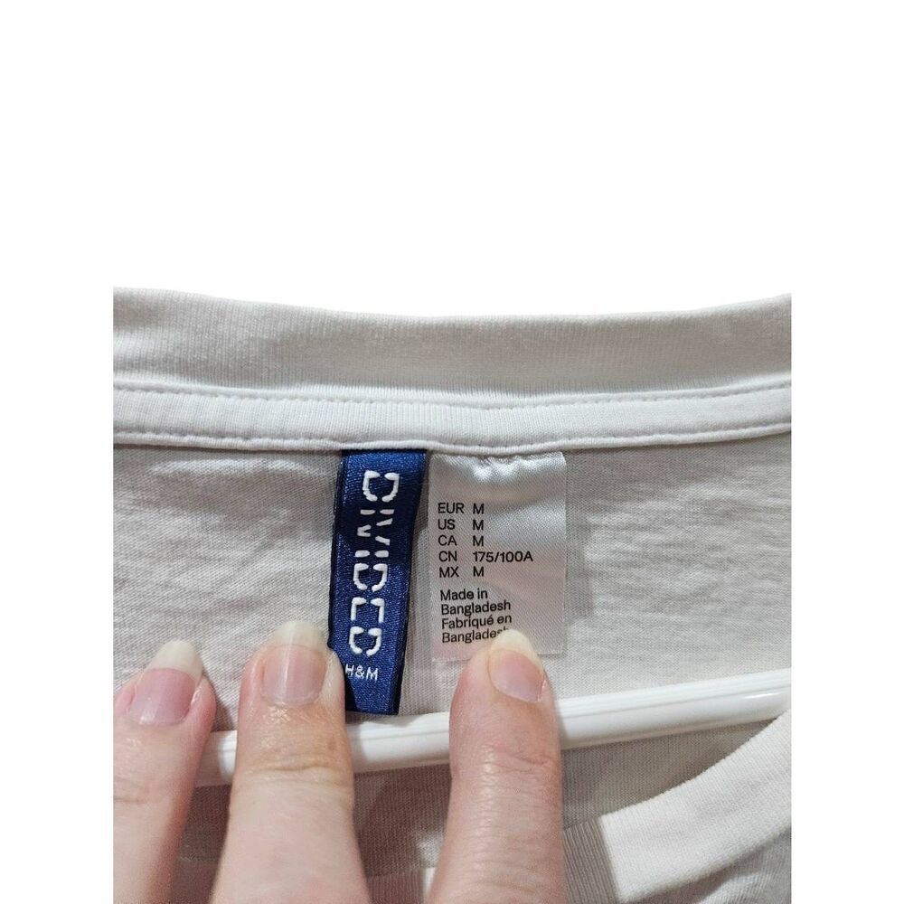 Divided H&M M tee - Picture 4 of 7
